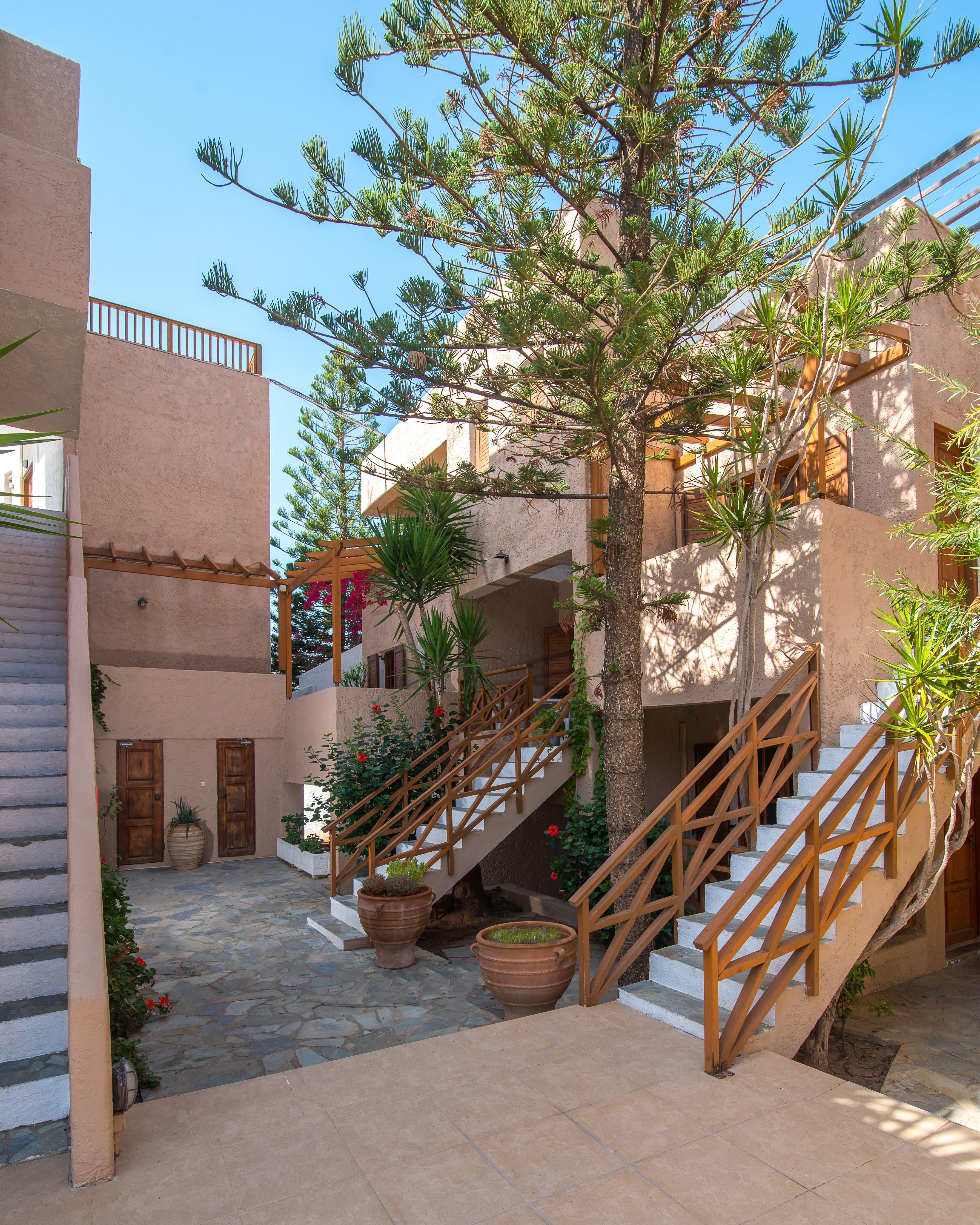 Anna Maria Hotel Малиа Екстериор снимка